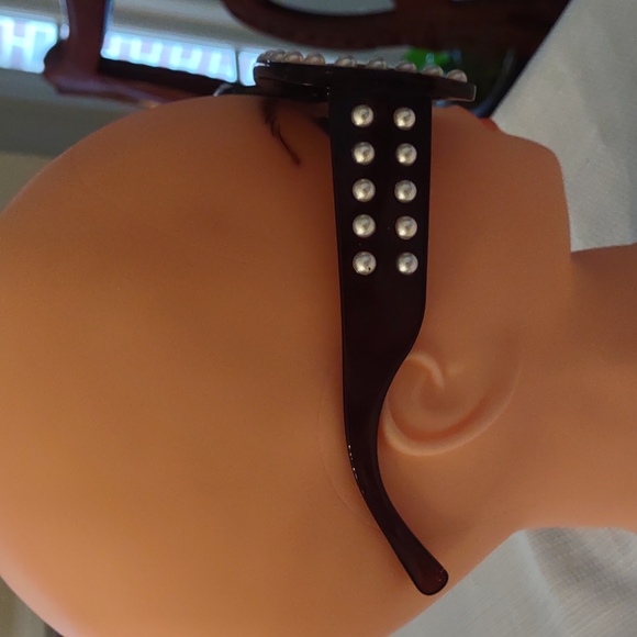 Circus By Sam Eldeman Oversized Pearl Sunglassses Style: CC354 - Picture 2 of 4